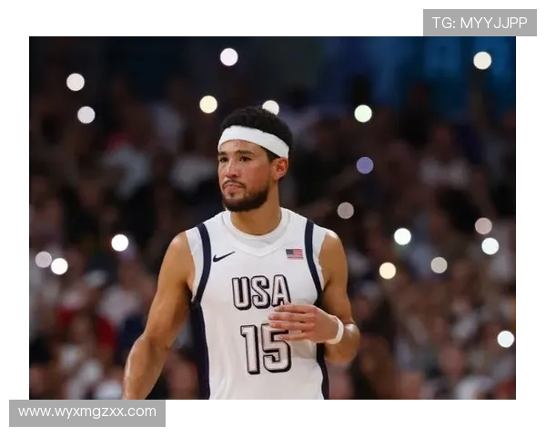 布克表现出色18投7中罚球11中8砍下24分5板7助助力球队赢球